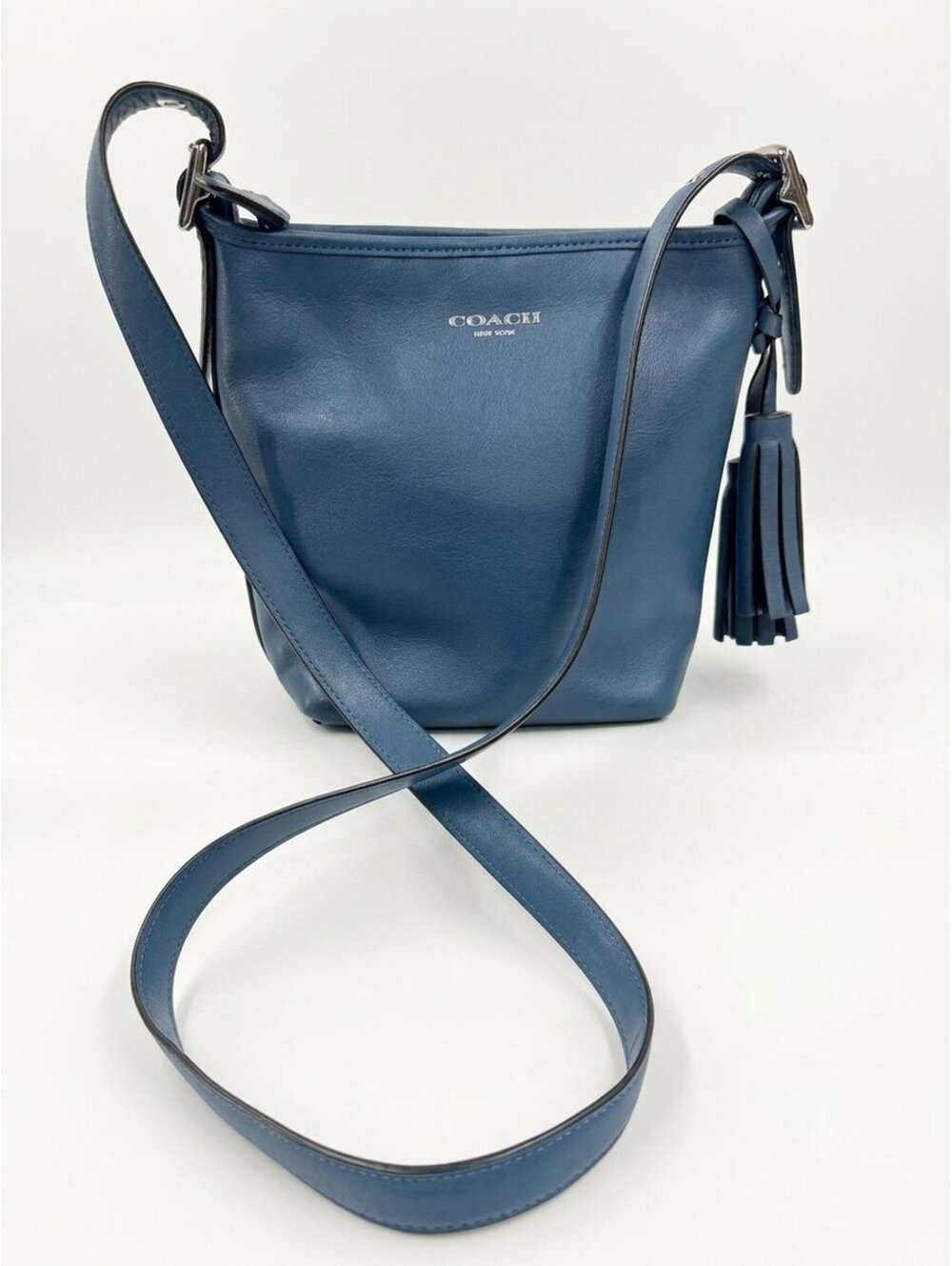 Authentic Coach Legacy Tassel style Shoulder Bag Leather purse